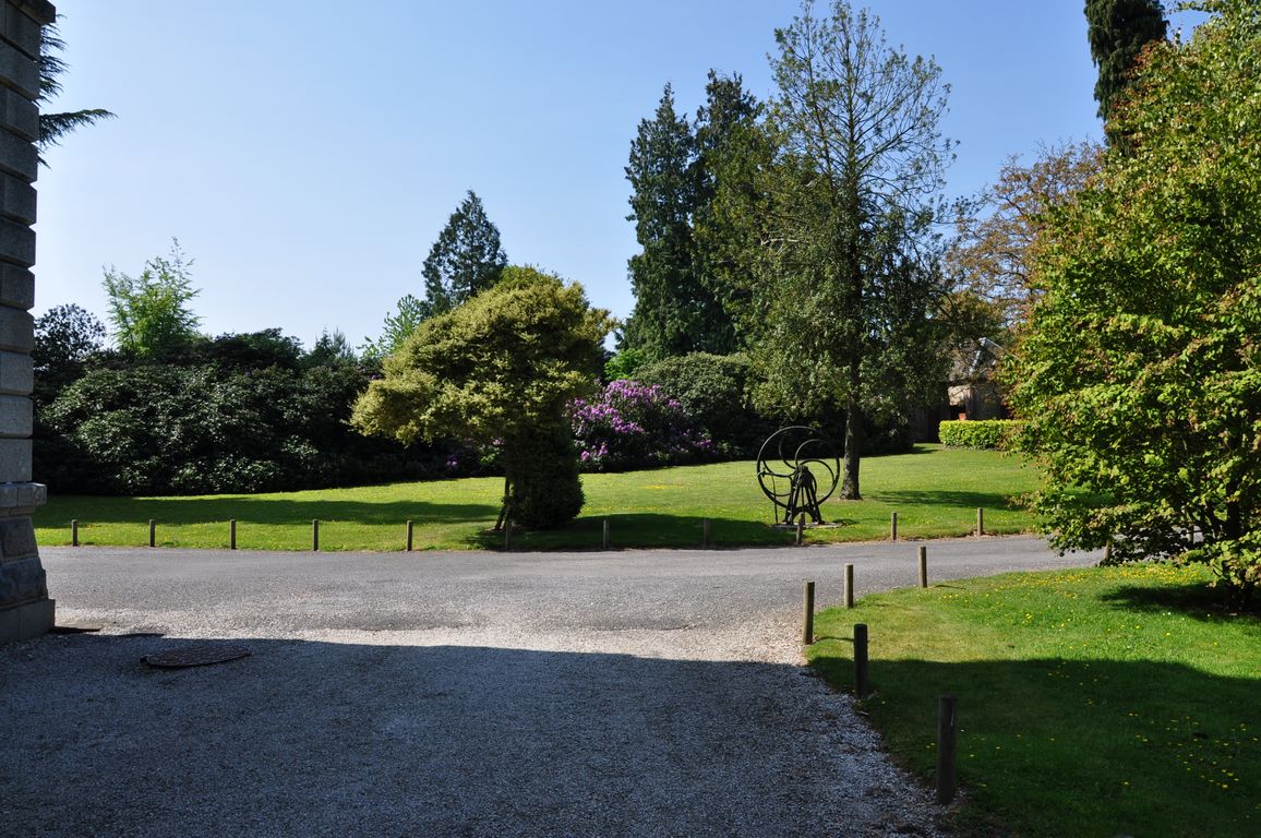 CHATEAU DE BONNEFONTAINE Site de la commune de Barenton